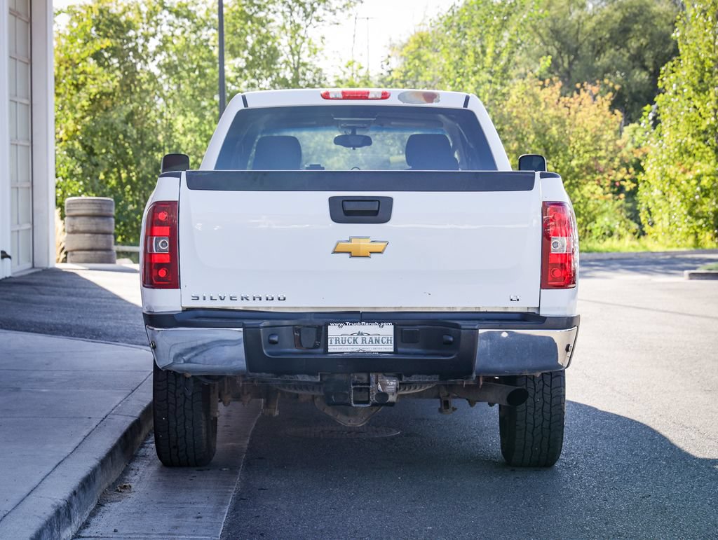 Used 2014 Chevrolet Silverado 2500 LT AWD/4WD image 4