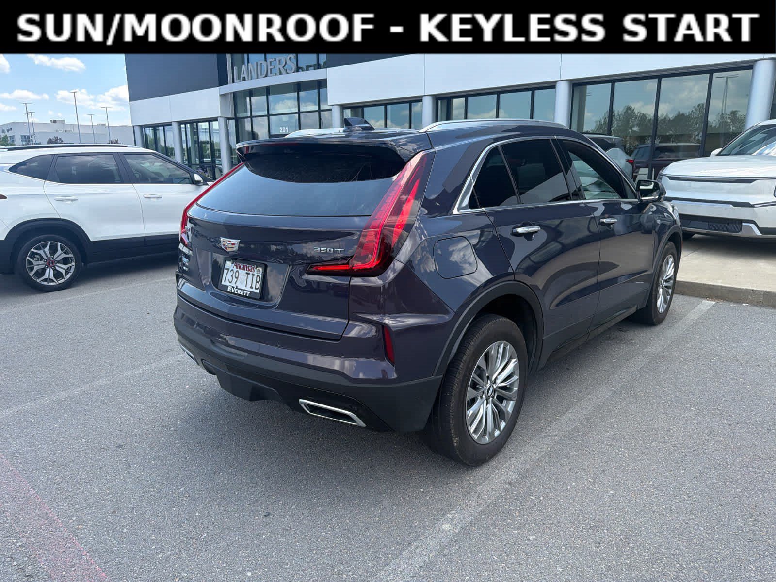 Used 2024 Cadillac XT4 Premium Luxury w/ Active Safety Package AWD/4WD image 8