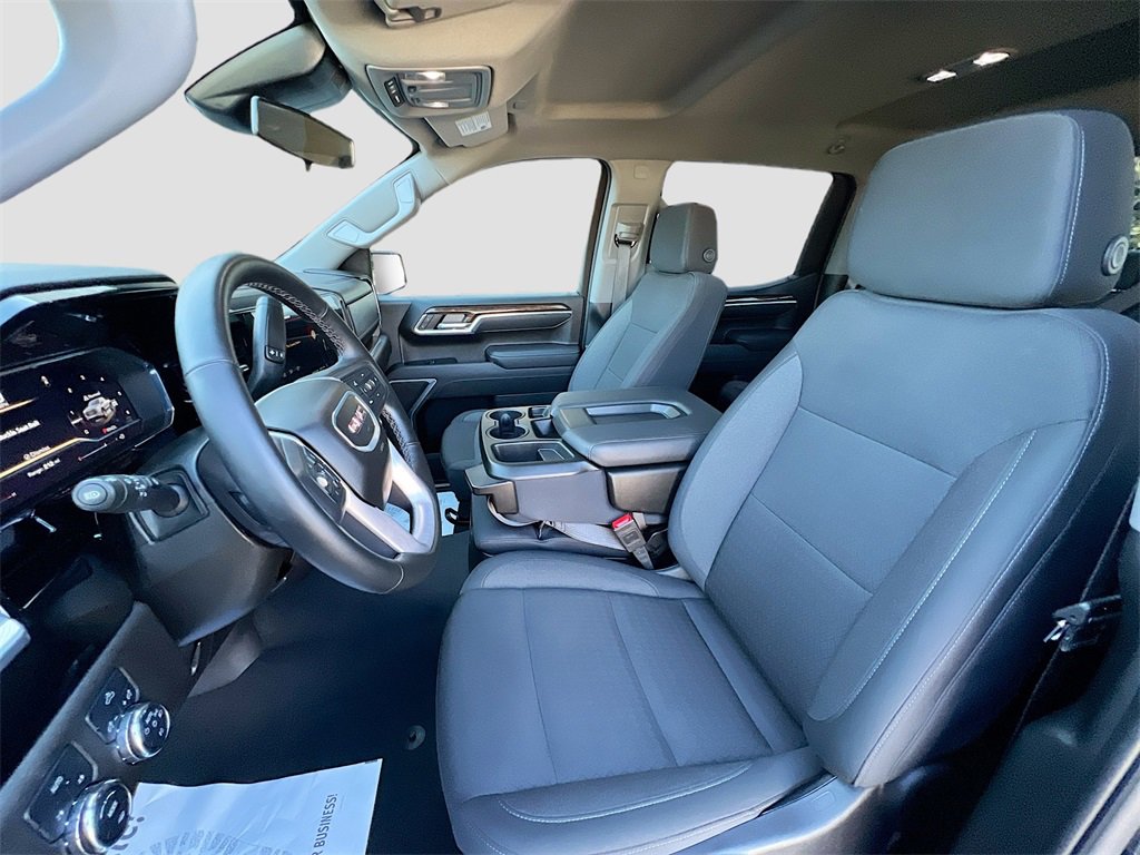 Used 2025 GMC Sierra 1500 Elevation image 21