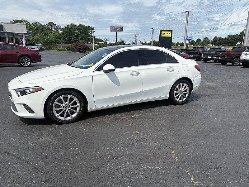 Used 2019 Mercedes-Benz A 220 image 1