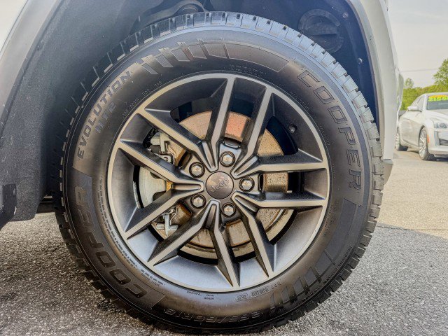 Used 2022 Jeep Grand Cherokee Limited RWD image 18