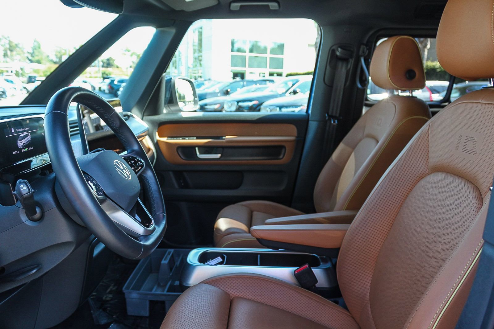 Used 2025 Volkswagen ID. Buzz Pro S Plus image 18