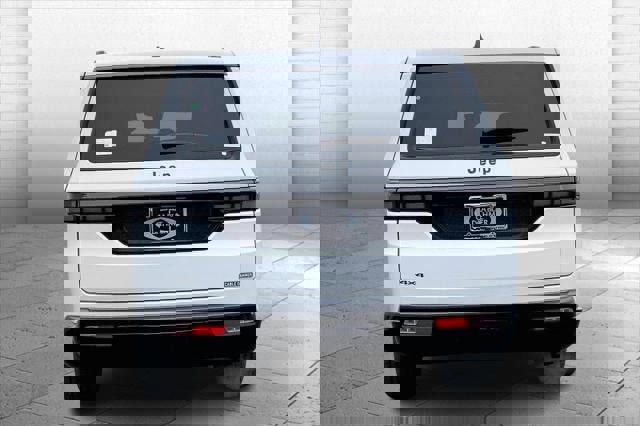 New 2026 Jeep Grand Wagoneer L Limited w/ Premium Group II image 33