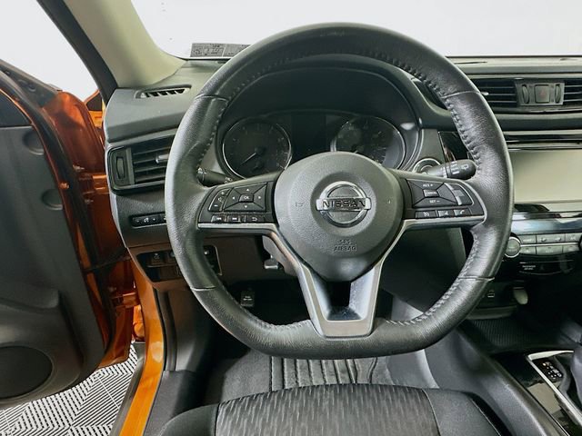 Certified 2019 Nissan Rogue SV image 13