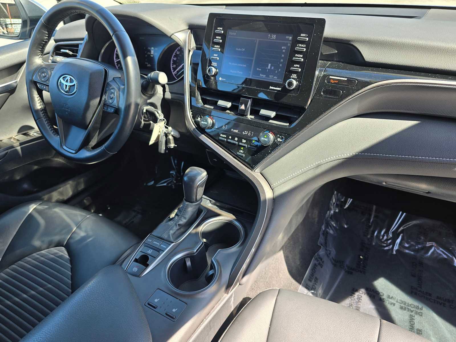 Certified 2022 Toyota Camry SE w/ Cold Weather Package image 10