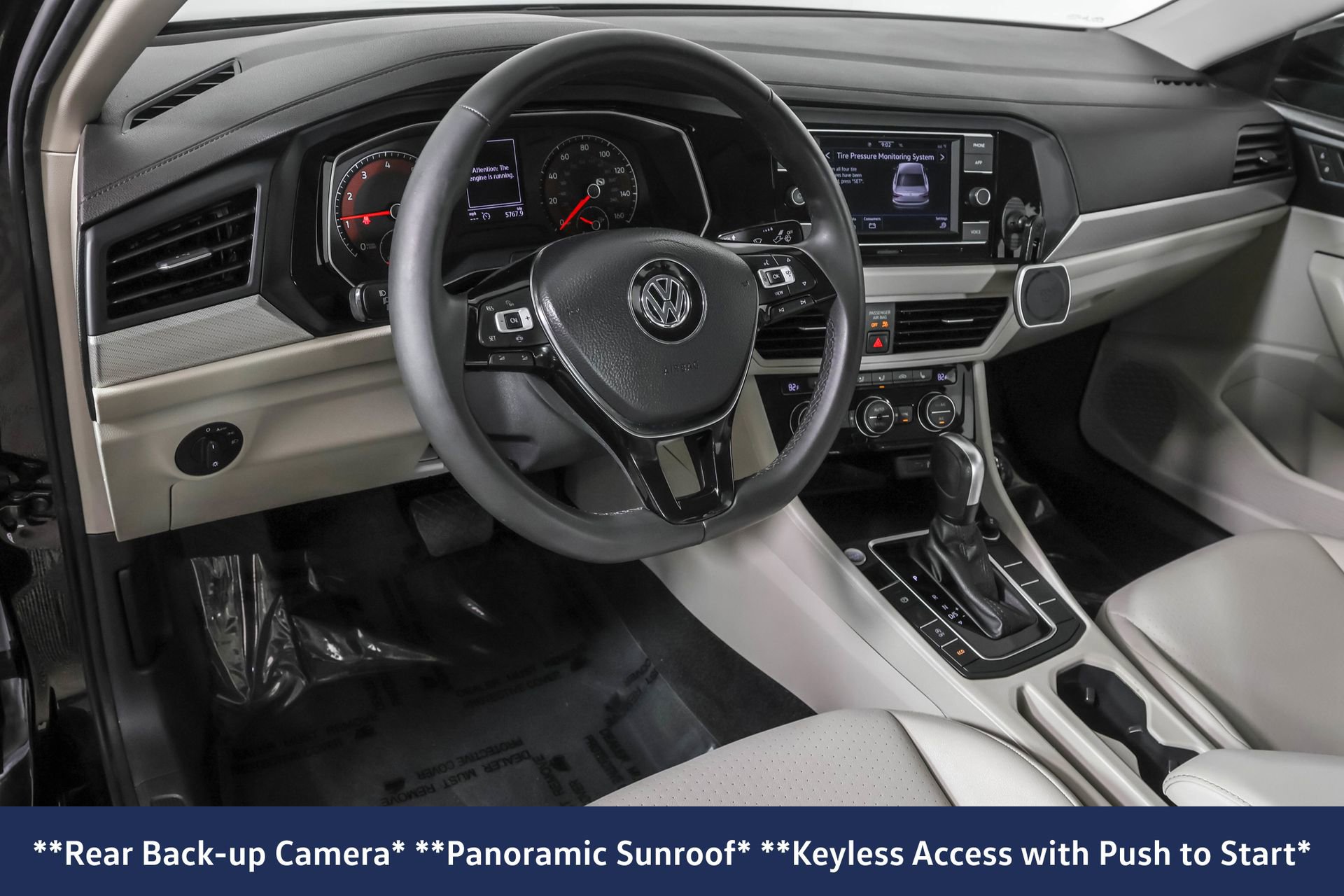 Used 2020 Volkswagen Jetta SE w/ SE Cold Weather Package image 5