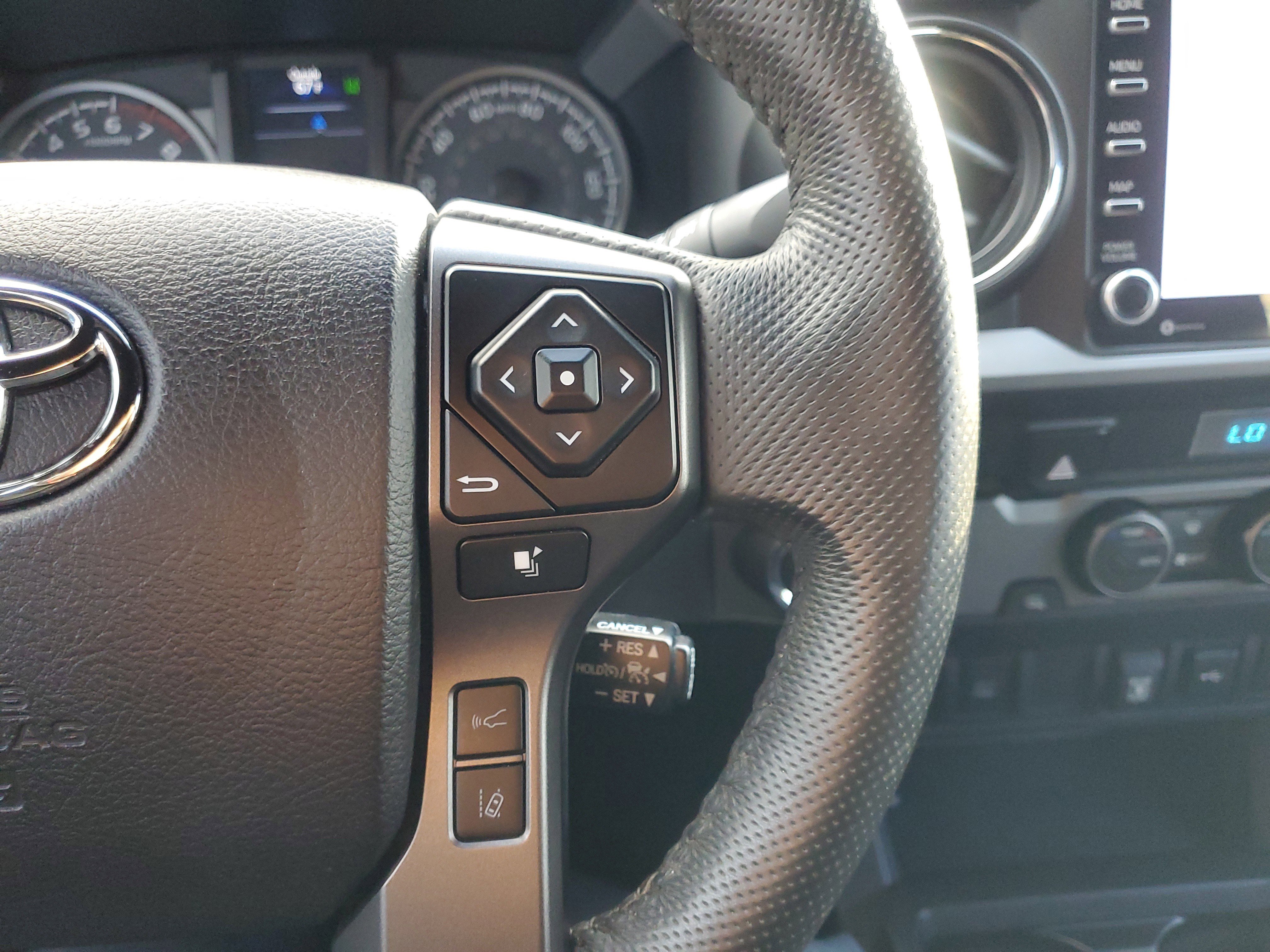 Used 2021 Toyota Tacoma TRD Off-Road image 21