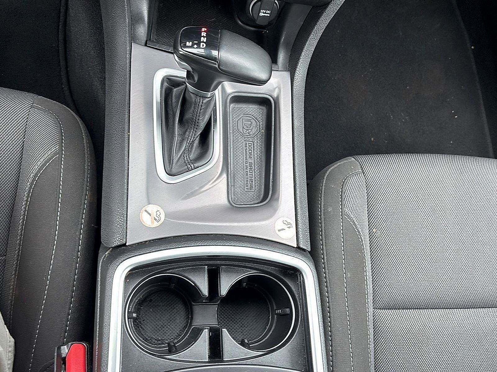 Used 2022 Dodge Charger SXT image 10