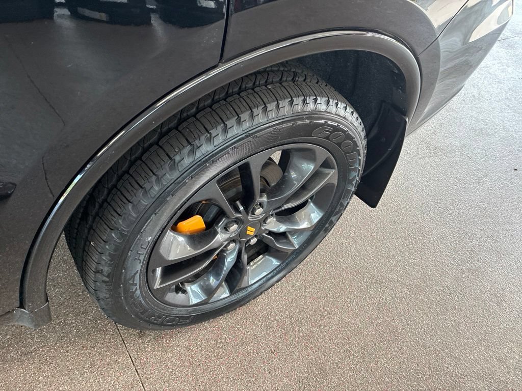 Certified 2023 Dodge Durango R/T w/ Hemi Orange Plus Package AWD/4WD image 8