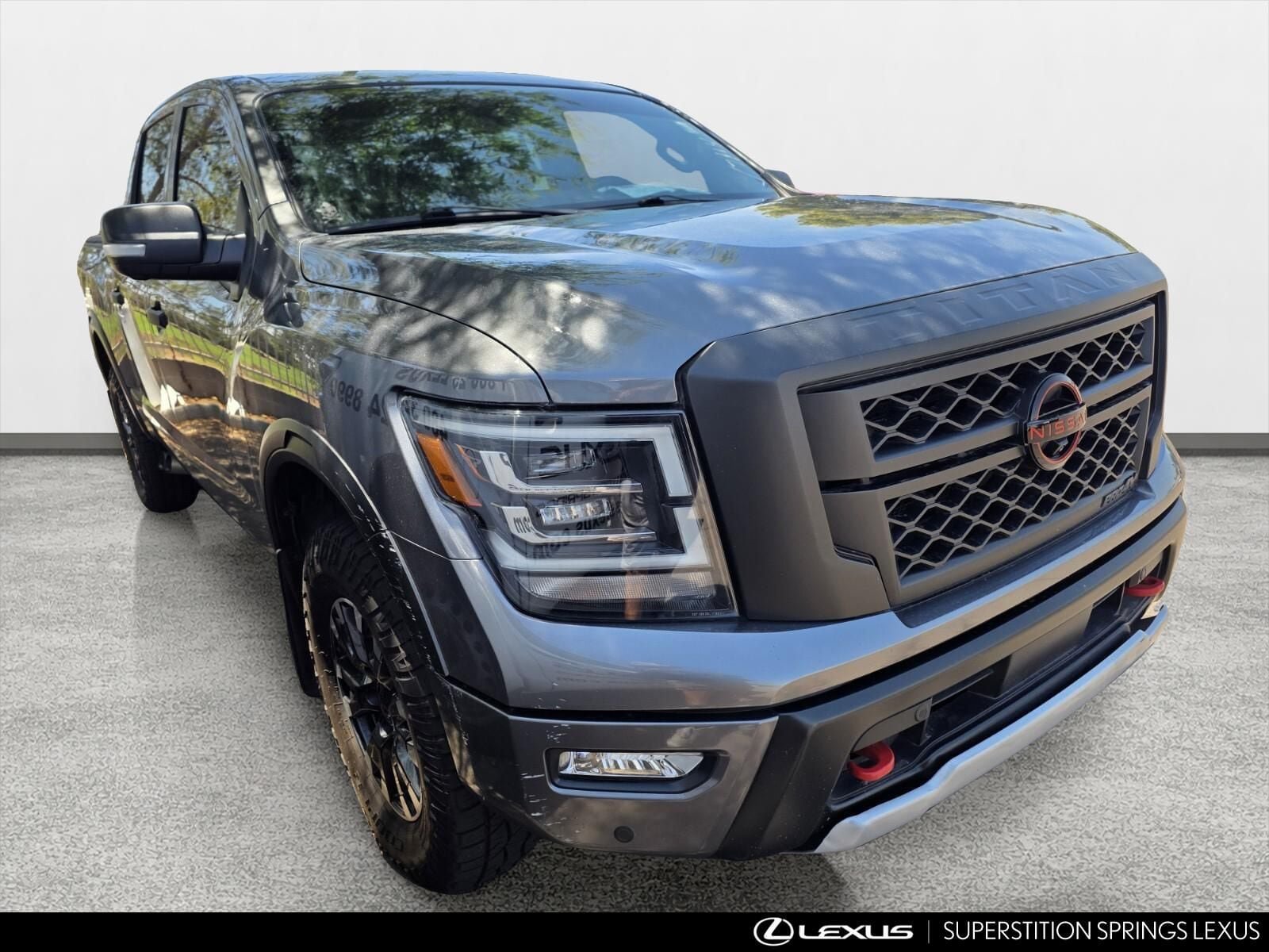 Used 2023 Nissan Titan PRO-4X w/ Pro-4x Convenience Package AWD/4WD image 2