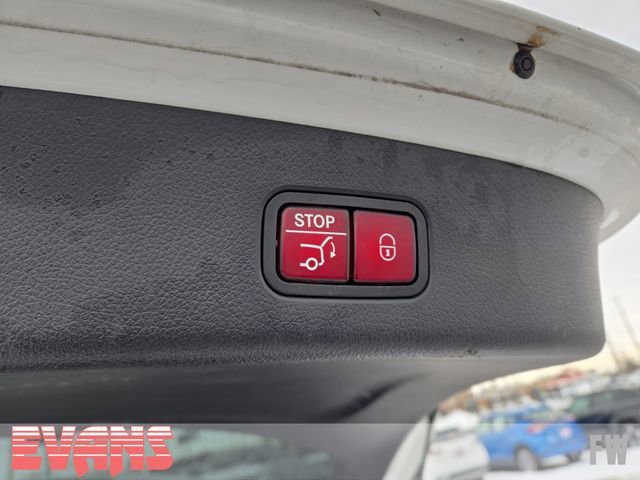 Used 2023 Mercedes-Benz GLC 300 4MATIC image 28