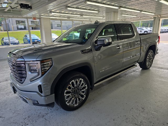 Used 2023 GMC Sierra 1500 Denali Ultimate AWD/4WD image 2