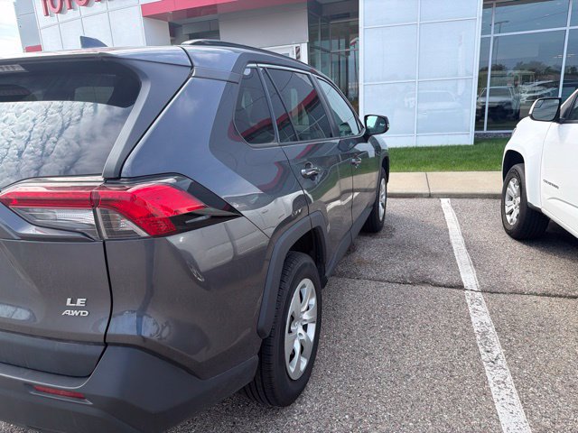 Used 2019 Toyota RAV4 LE w/ All Weather Liner Package AWD/4WD image 8