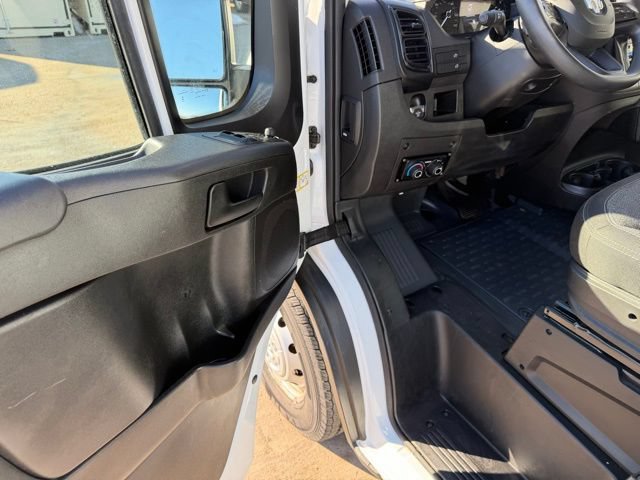 Used 2023 RAM ProMaster 2500 FWD image 15