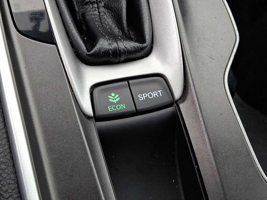 Used 2018 Honda Accord Sport image 25