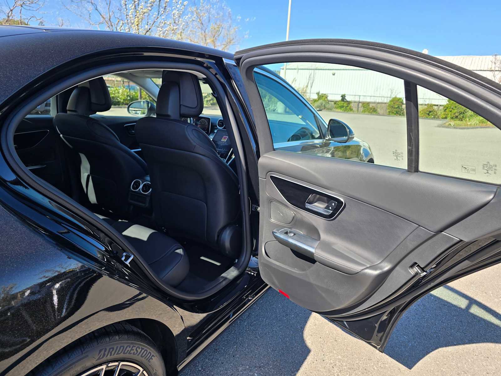 Used 2023 Mercedes-Benz C 300 4MATIC Sedan image 14