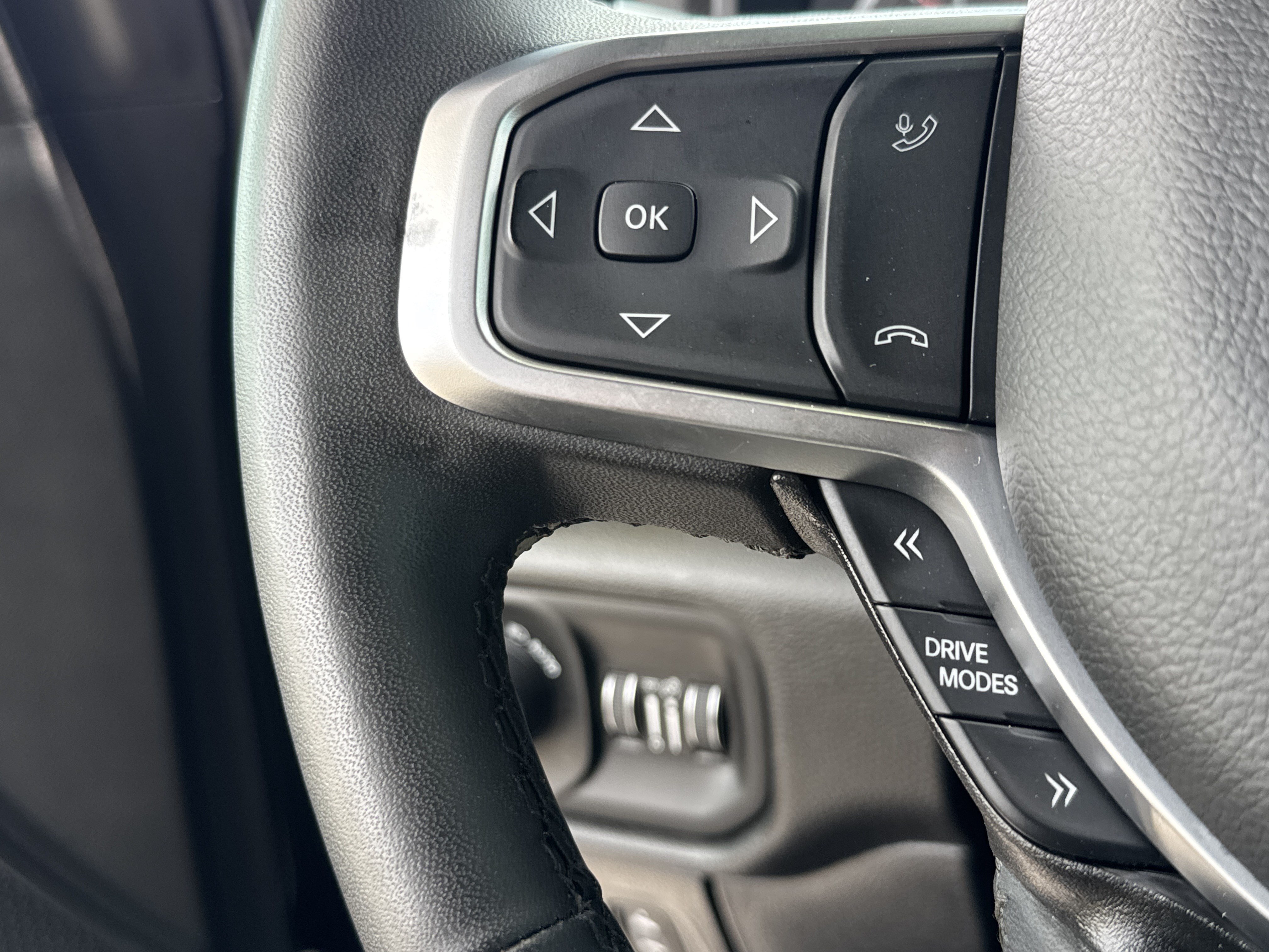 Used 2025 RAM 1500 Big Horn AWD/4WD image 19