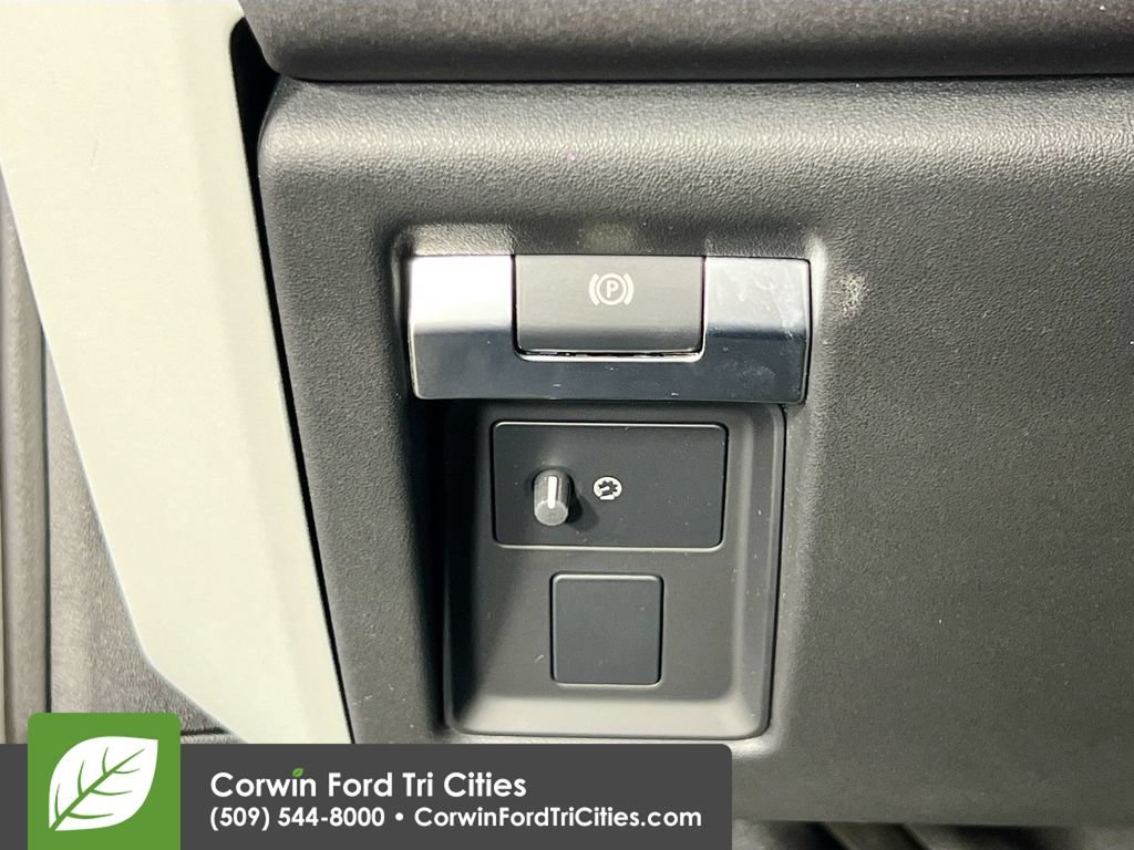 Used 2022 Land Rover Defender 110 S AWD/4WD image 20