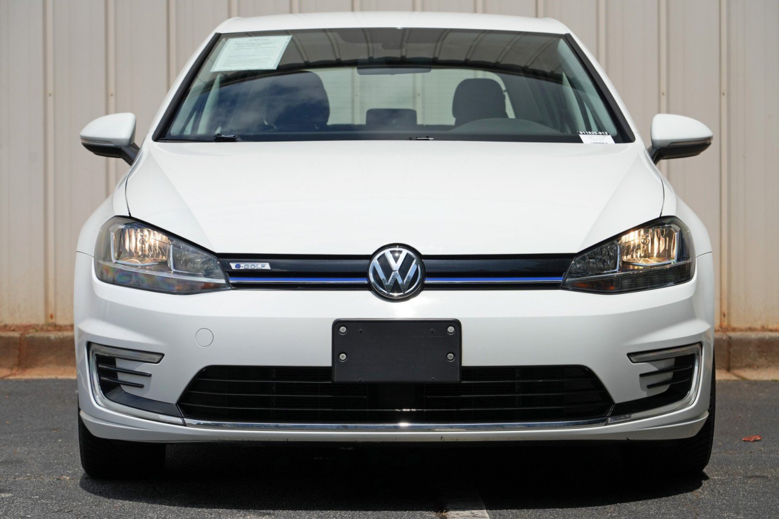Used 2019 Volkswagen e-Golf SE w/ Driver Assistance Package FWD image 6