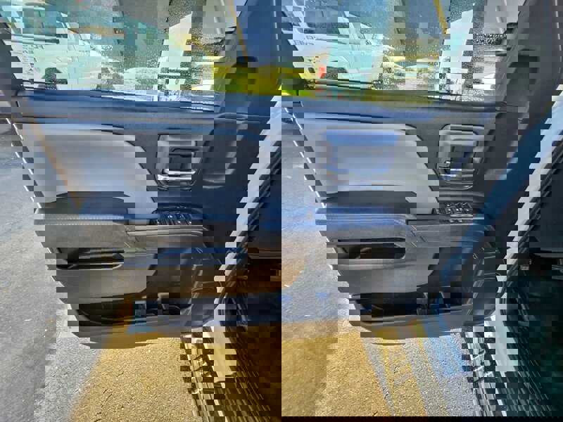 Used 2015 Chevrolet Silverado 2500 W/T image 25