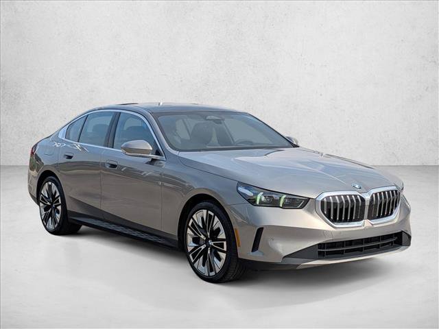 Certified 2026 BMW 540i xDrive AWD/4WD image 3