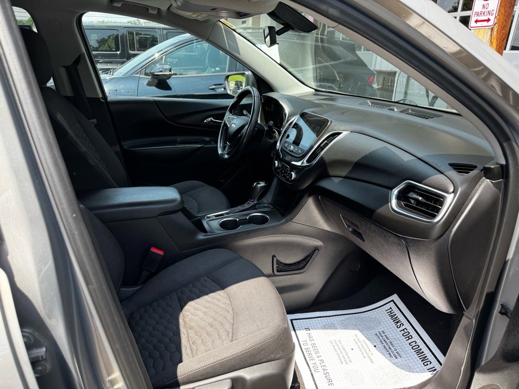 Used 2018 Chevrolet Equinox LT w/ Sun & Infotainment Package image 25