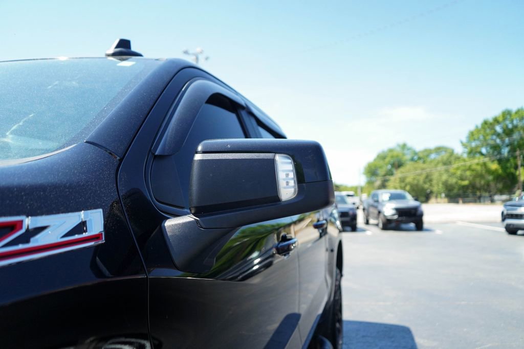 Used 2021 Chevrolet Silverado 1500 LT Trail Boss w/ Convenience Package II AWD/4WD image 17