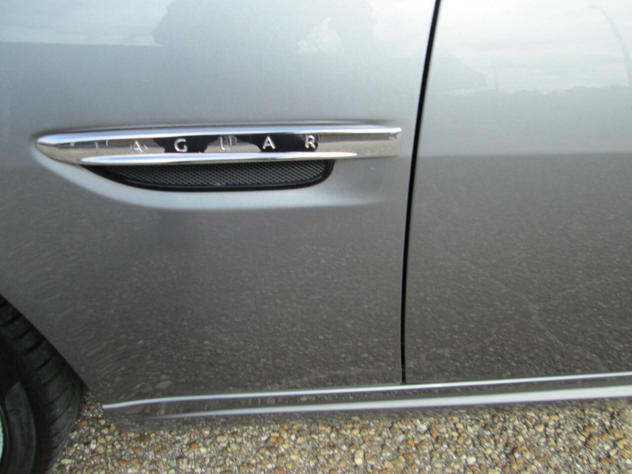 Used 2014 Jaguar XKR R image 8