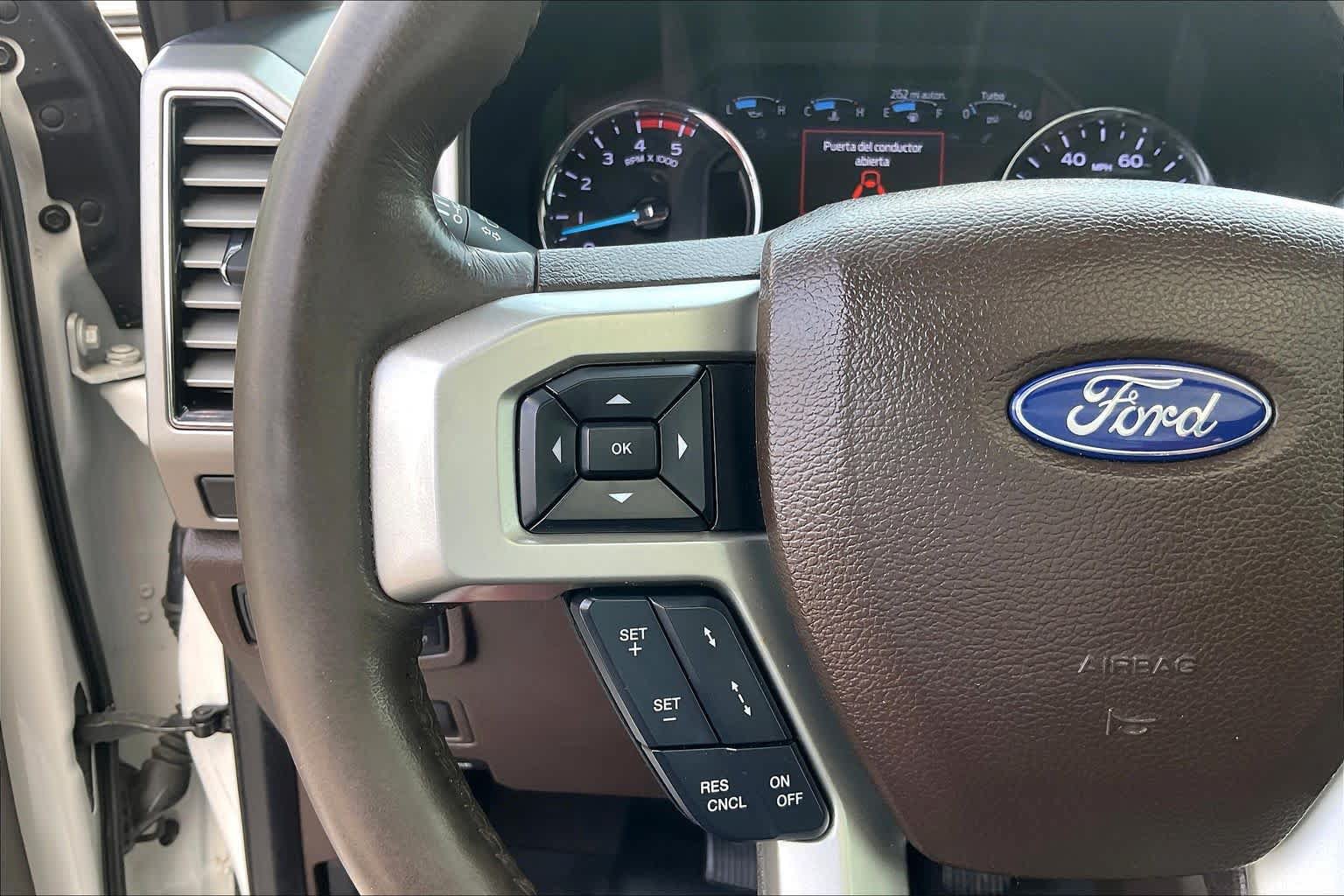 Used 2020 Ford F250 King Ranch w/ King Ranch Ultimate Package AWD/4WD image 23