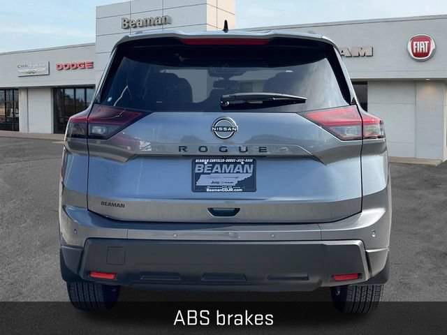 Used 2026 Nissan Rogue Dark Armor FWD image 6