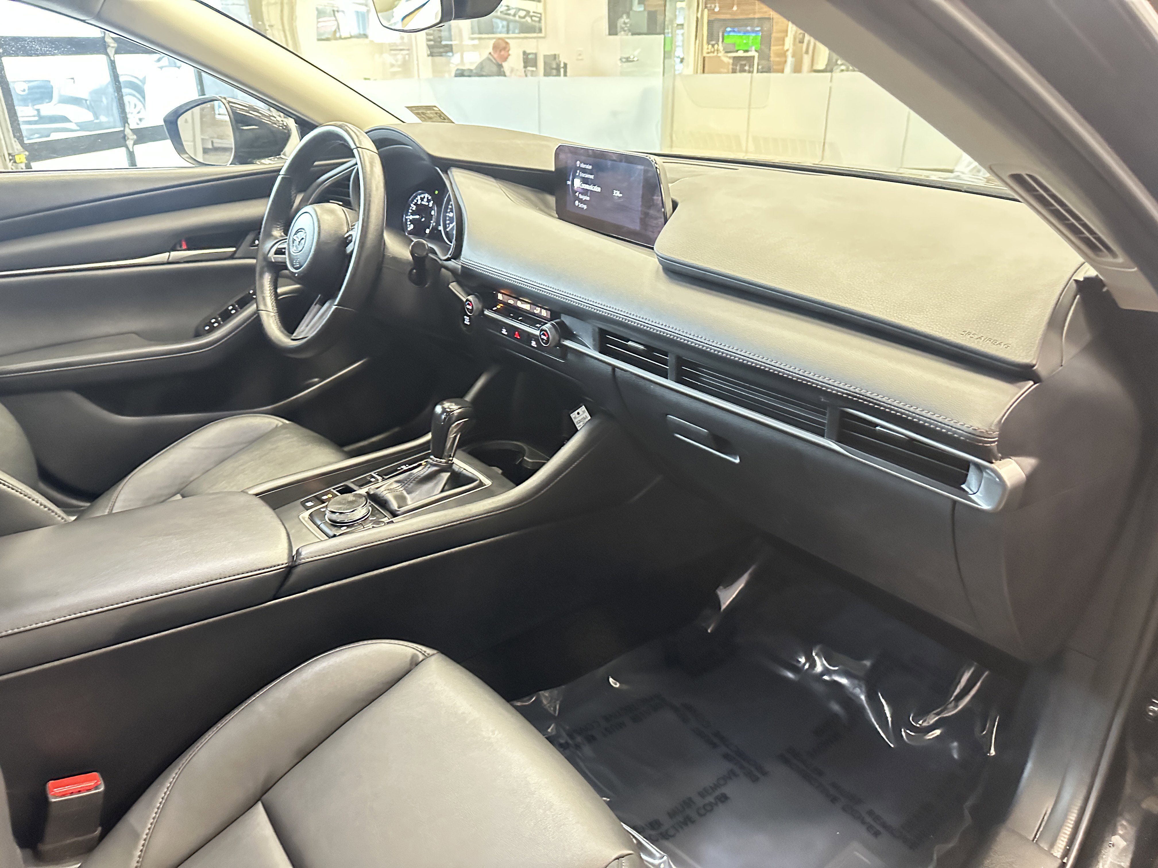 Certified 2022 MAZDA MAZDA3 s image 33