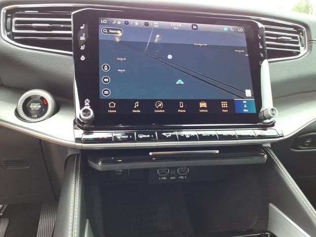 New 2026 Jeep Grand Wagoneer Limited AWD/4WD image 14
