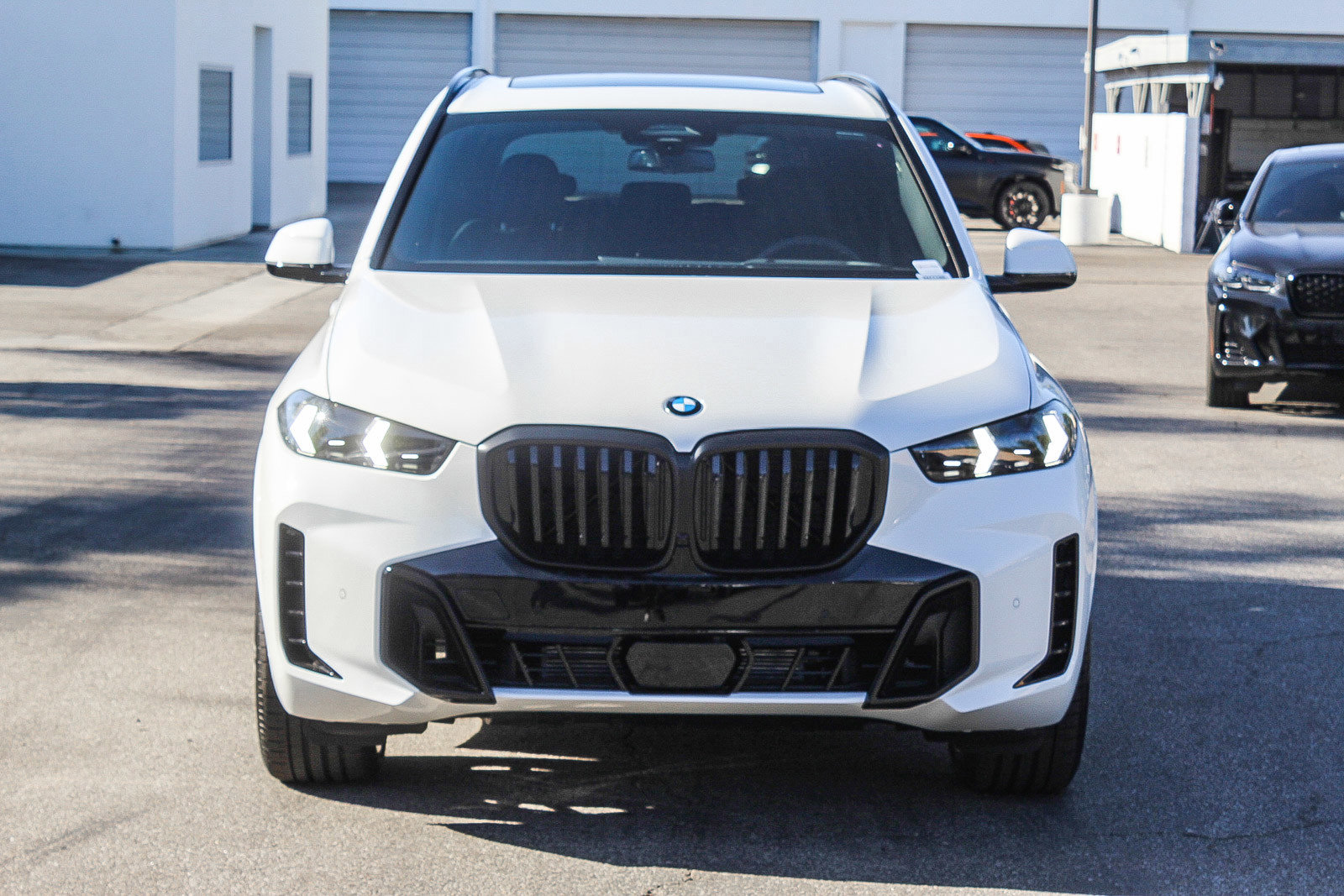 New 2026 BMW X5 sDrive40i w/ M Sport Package image 2
