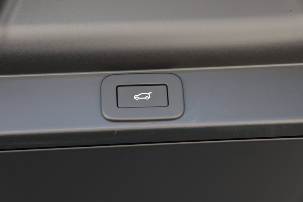 New 2026 Land Rover Range Rover SE AWD/4WD image 8