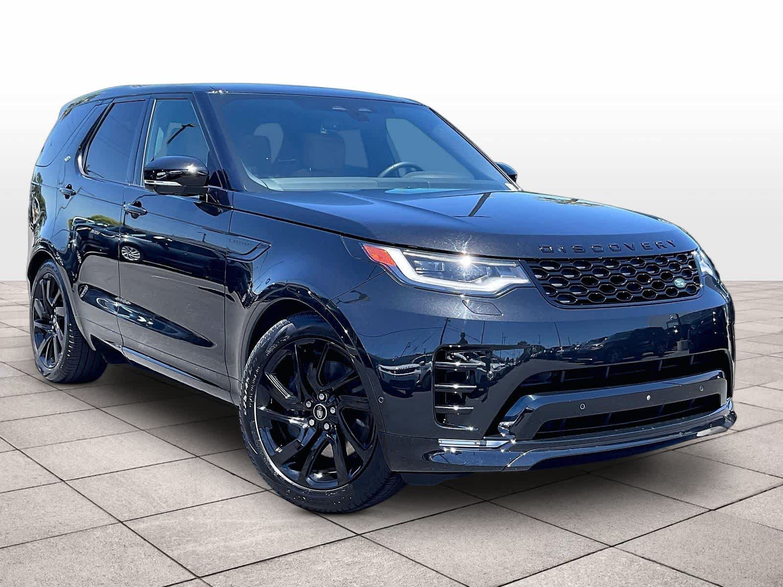 Used 2025 Land Rover Discovery Dynamic SE AWD/4WD image 2