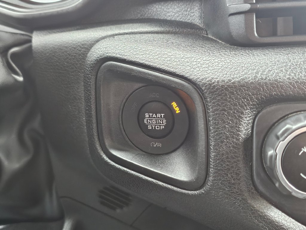 Used 2024 Jeep Wrangler Unlimited Sport AWD/4WD image 26