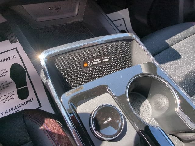 New 2026 Chevrolet Equinox RS w/ Safety and Technology Package FWD image 18