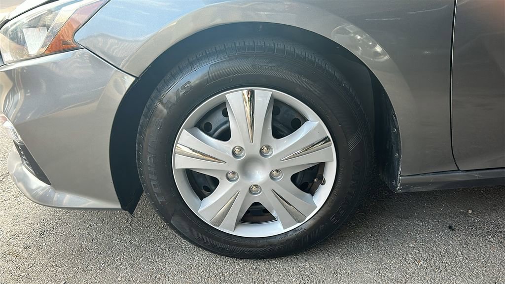 Used 2020 Nissan Altima 2.5 S FWD image 6