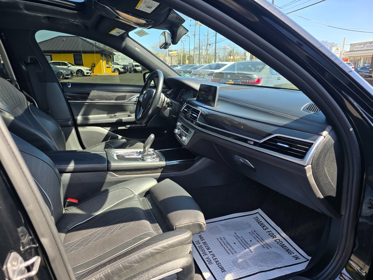 Used 2016 BMW 750i xDrive image 17