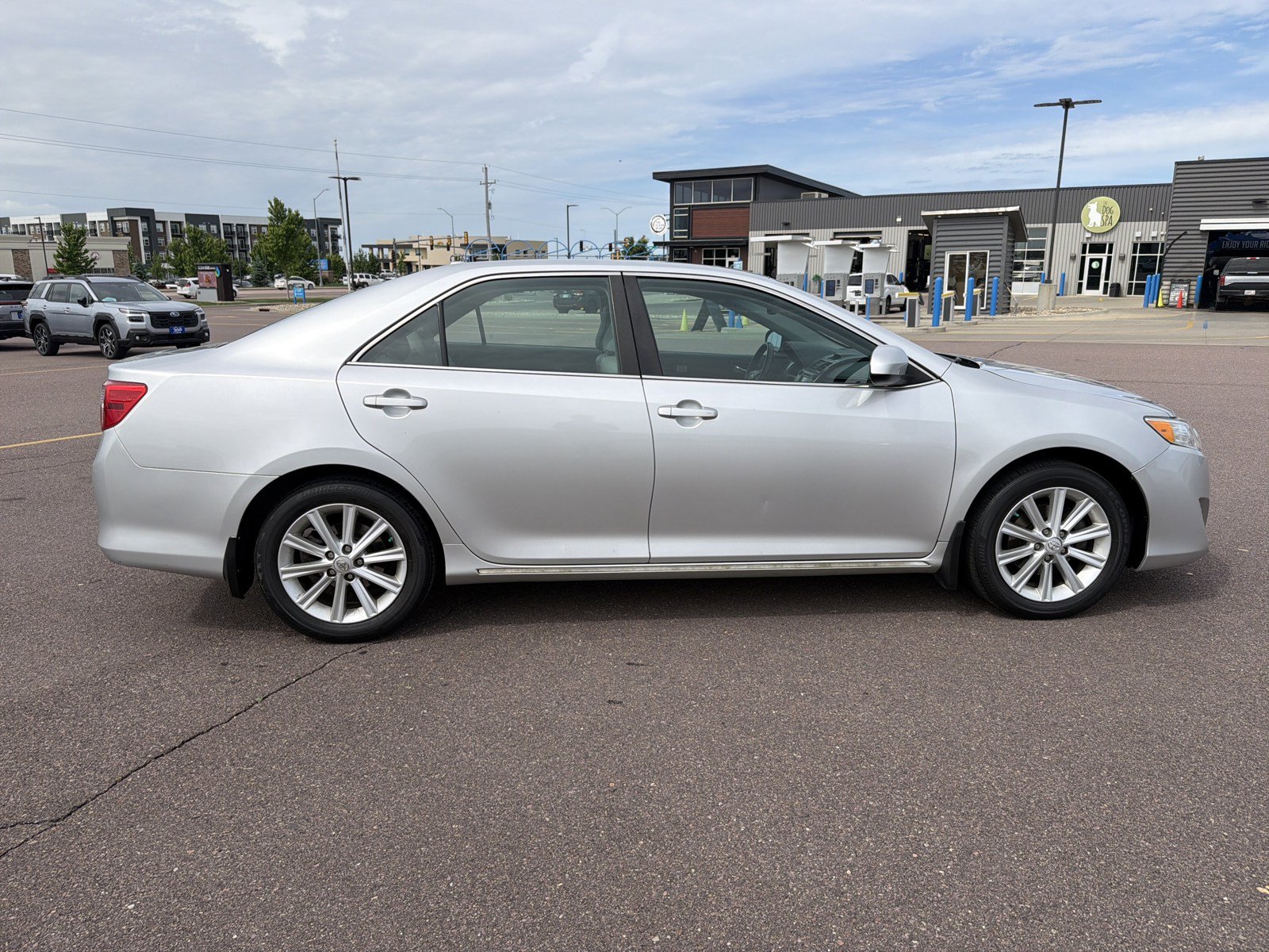 Used 2013 Toyota Camry XLE FWD image 16
