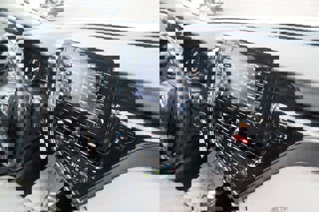 Used 2023 Toyota Camry SE image 38