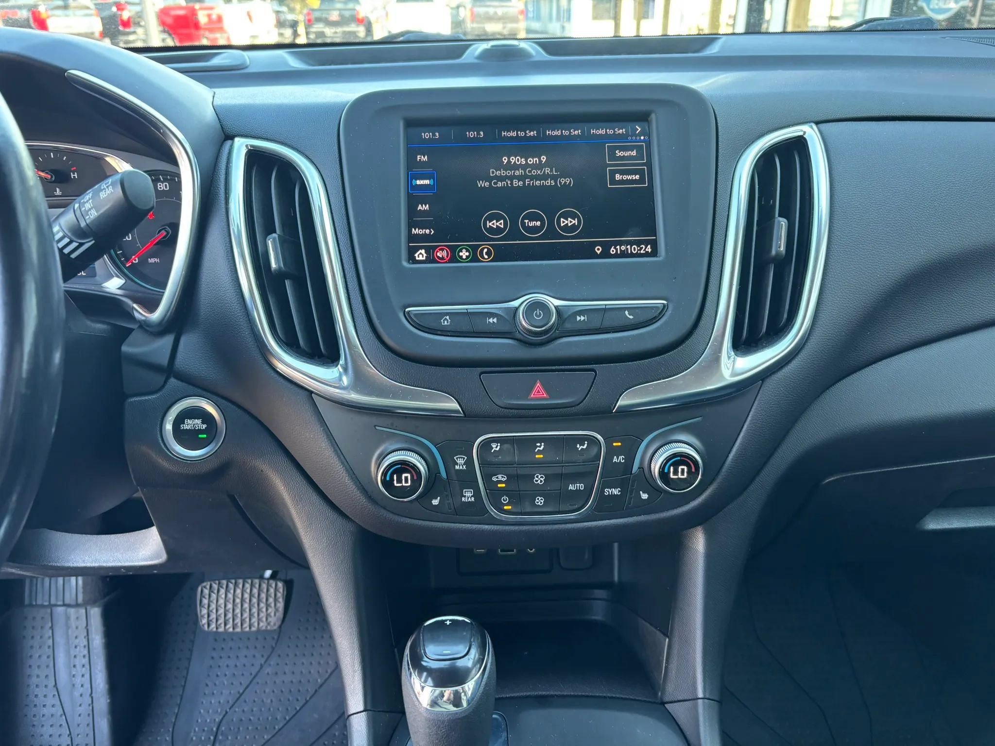 Used 2021 Chevrolet Equinox LT FWD image 25