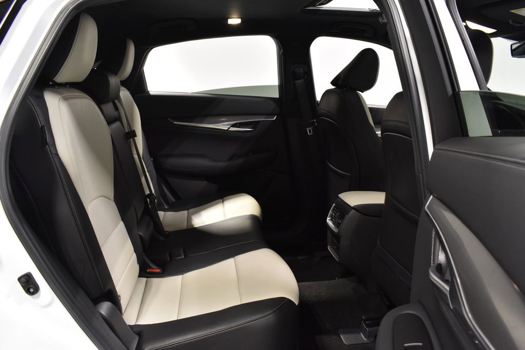 Certified 2025 INFINITI QX55 Luxe w/ Cargo Package image 30