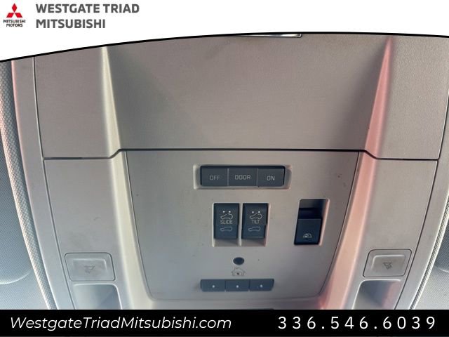 Used 2018 Chevrolet Silverado 1500 High Country image 26