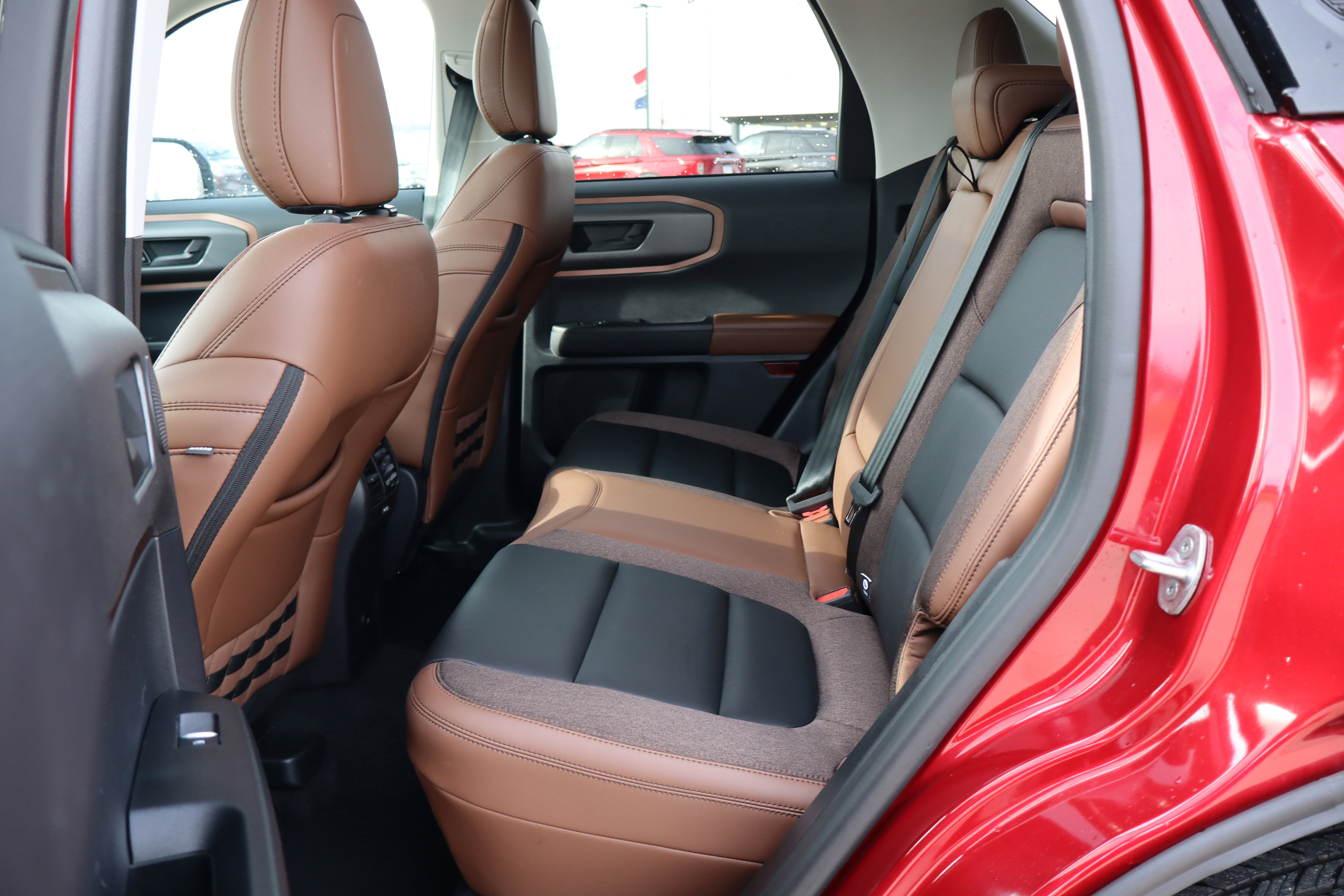 Used 2025 Ford Bronco Sport Outer Banks w/ Outer Banks Tech Package+ image 11