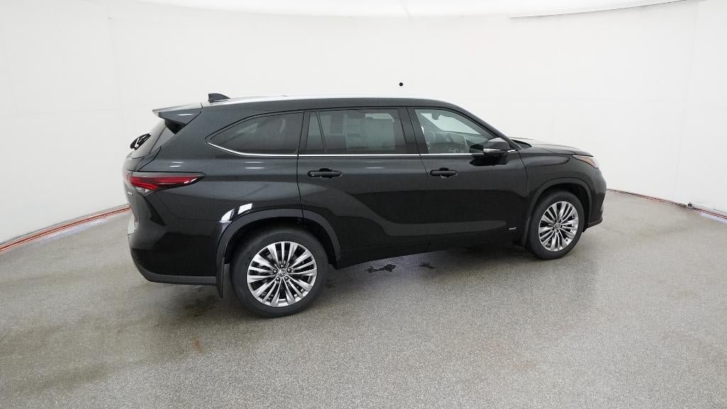 New 2026 Toyota Highlander Platinum AWD/4WD image 10