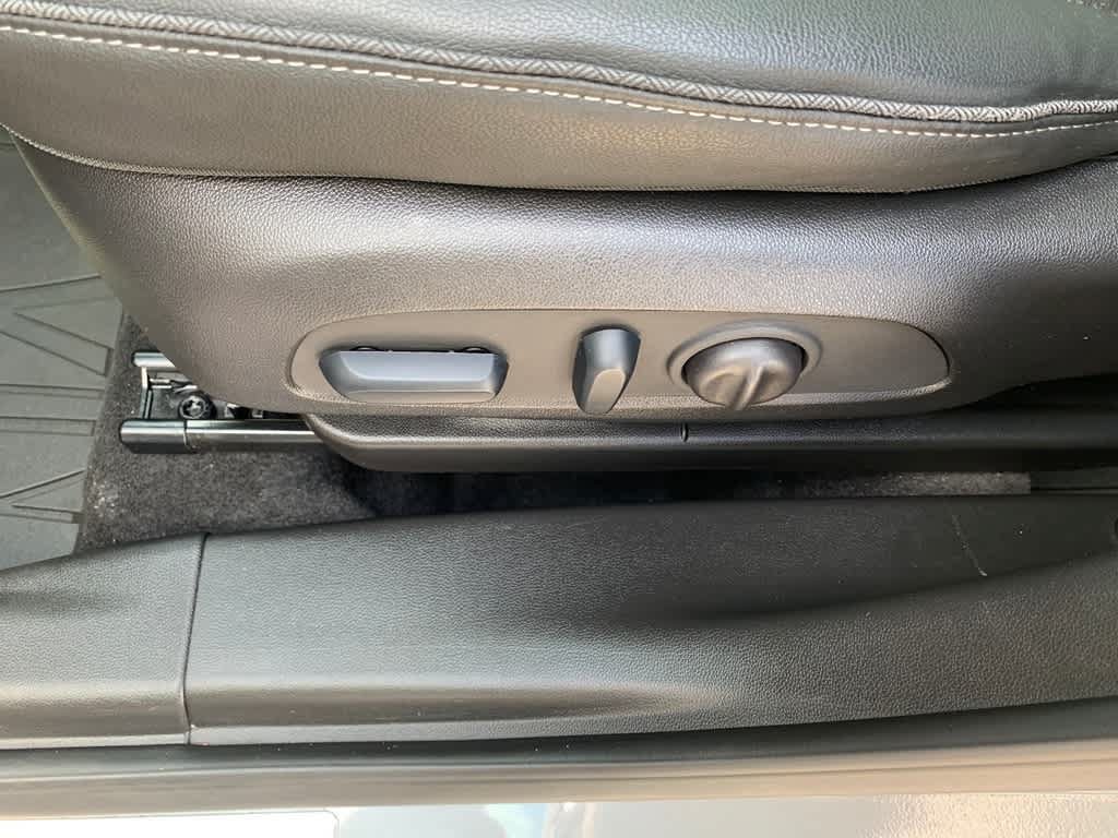 Certified 2023 Buick Encore GX Essence w/ Experience Buick Package FWD image 15