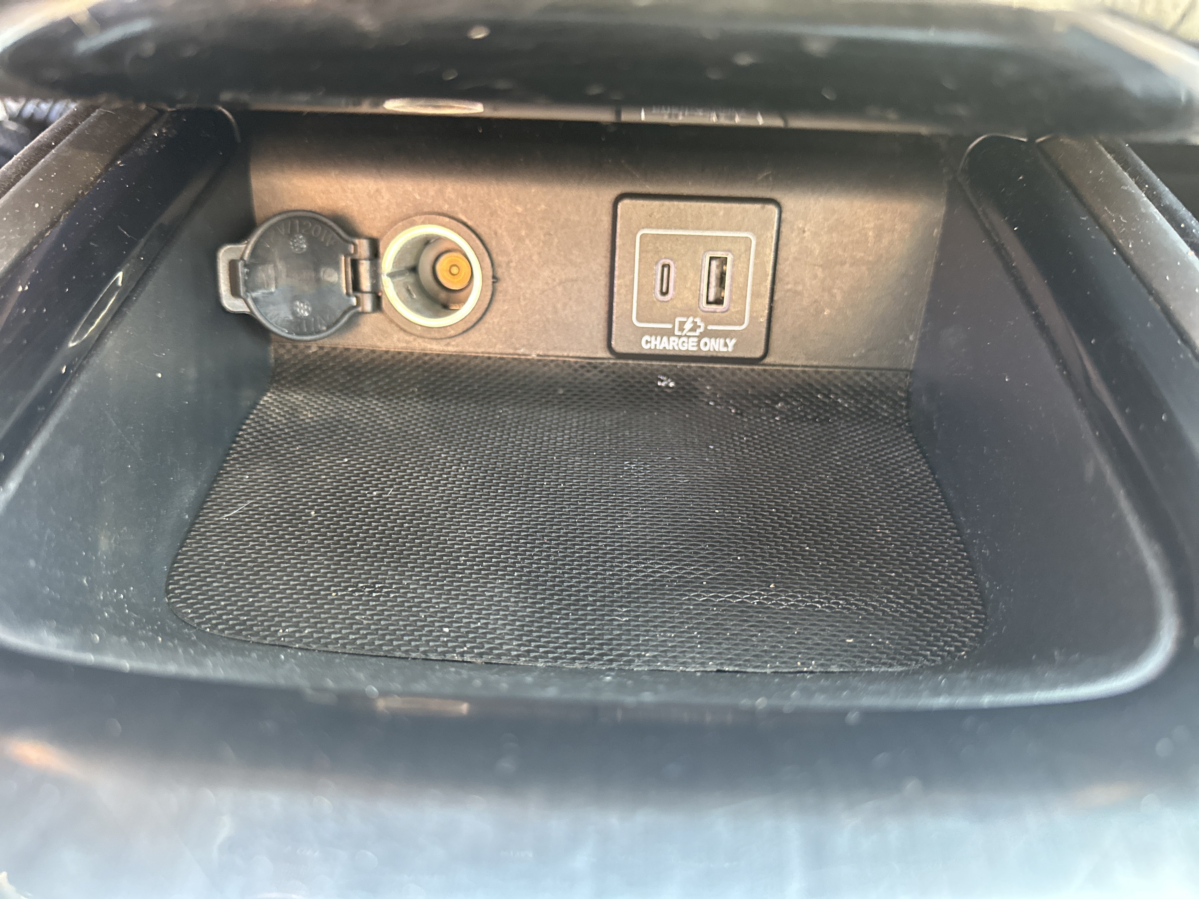 Used 2019 Nissan Pathfinder SV AWD/4WD image 17