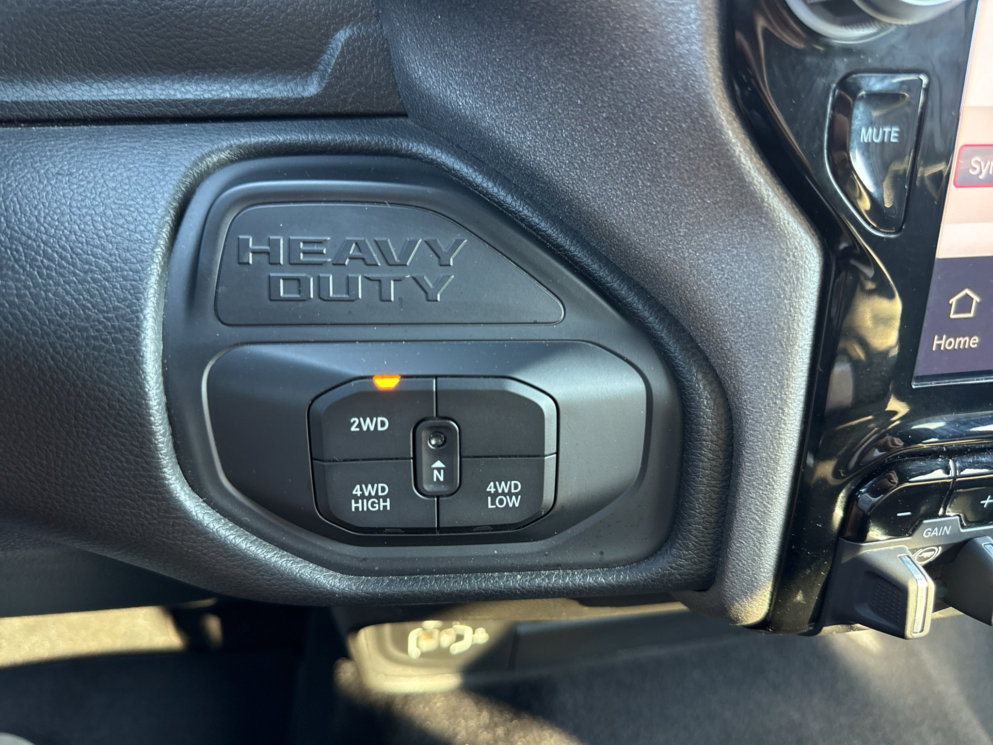 Used 2025 RAM 3500 Tradesman AWD/4WD image 23