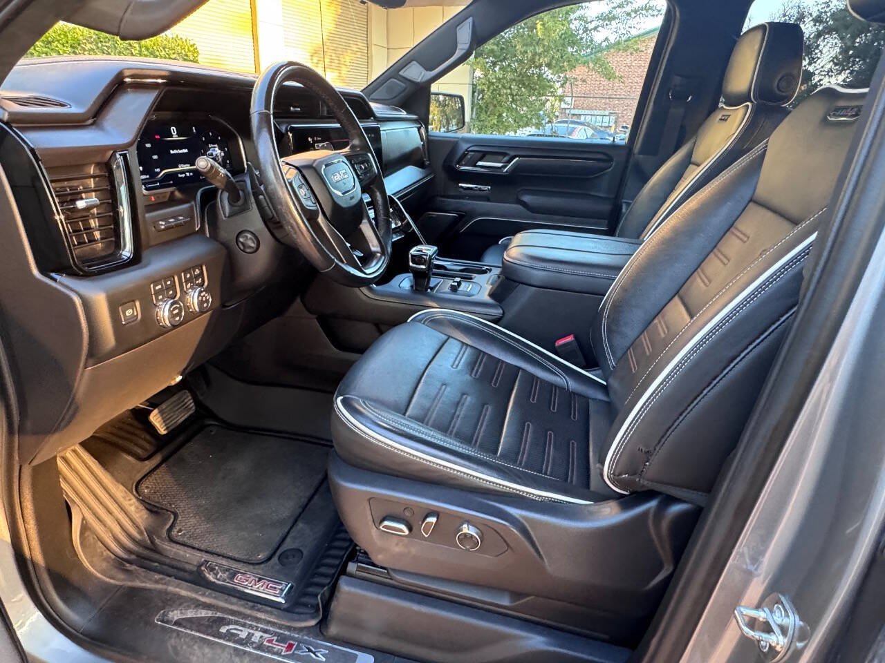 Used 2023 GMC Sierra 1500 AT4X AWD/4WD image 19